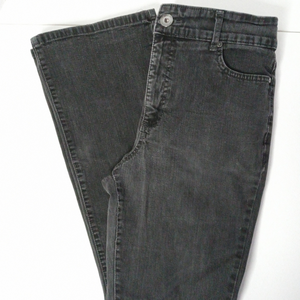 Nine West Jeans Size 10/29 straight leg jeans